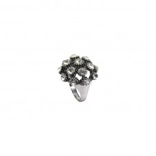 Stylish Multiple Shinny Stones Ring In Silver Color