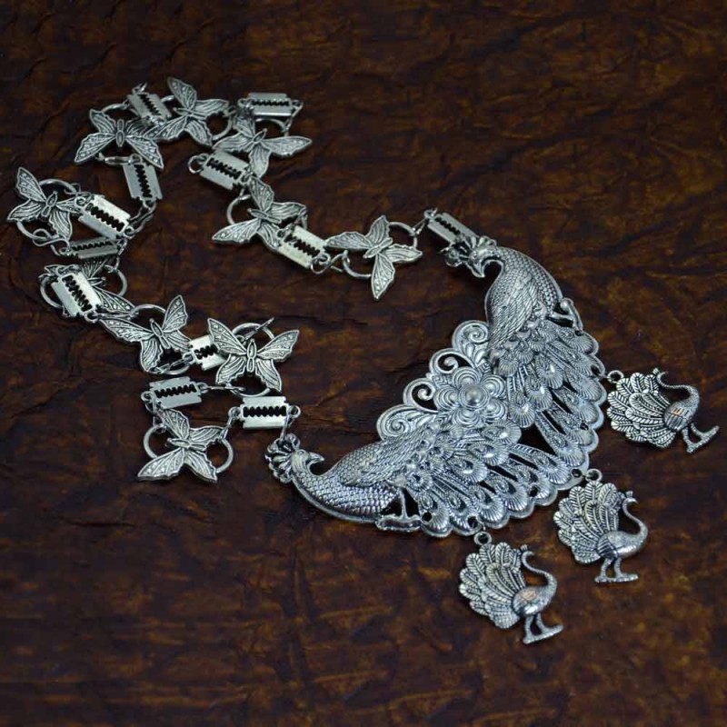 Silver Necklace Set In Peacock Shape